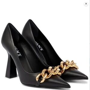 Versace Chain-embellished Black Leather Pumps with Box Size 39 [LIKE NEW]